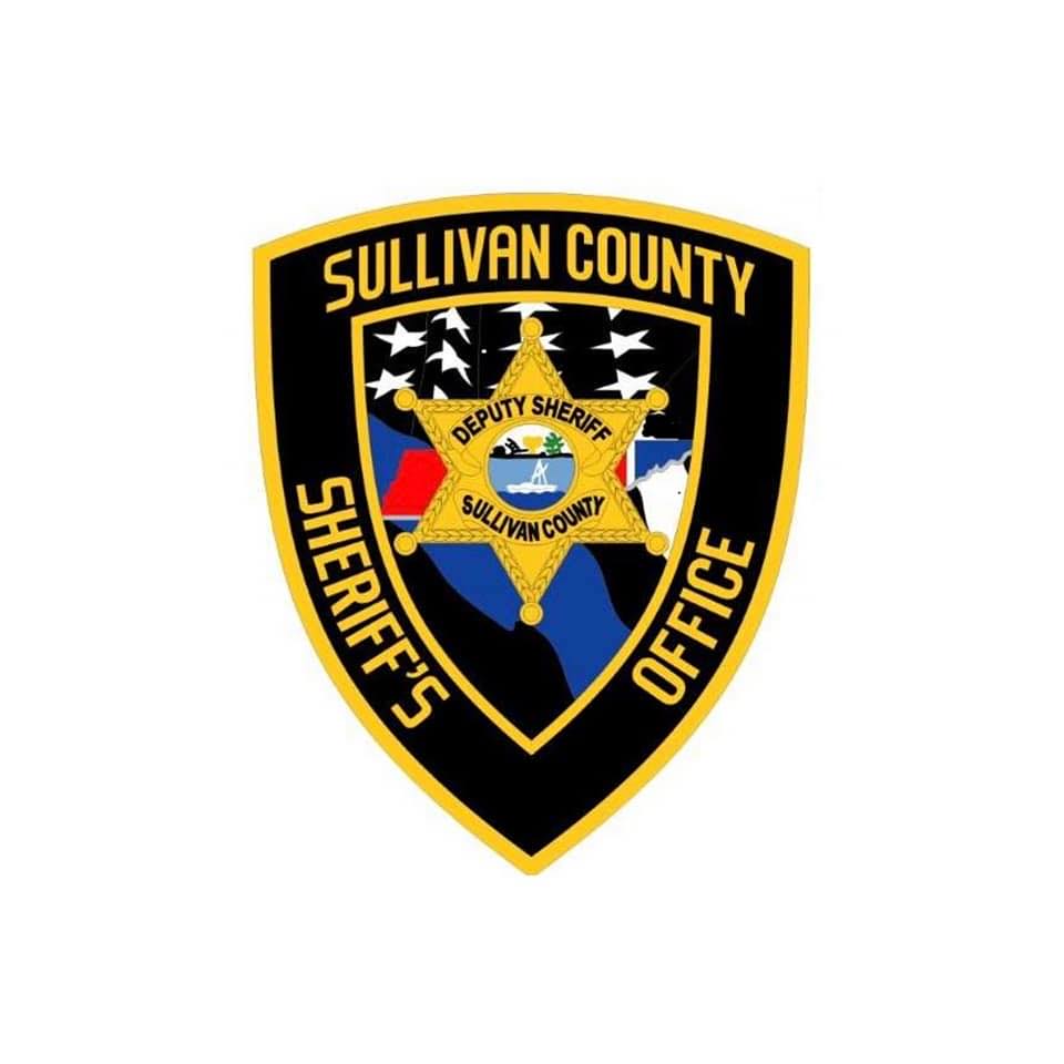 Sullivan County dispatcher presented with Lifesaving Award